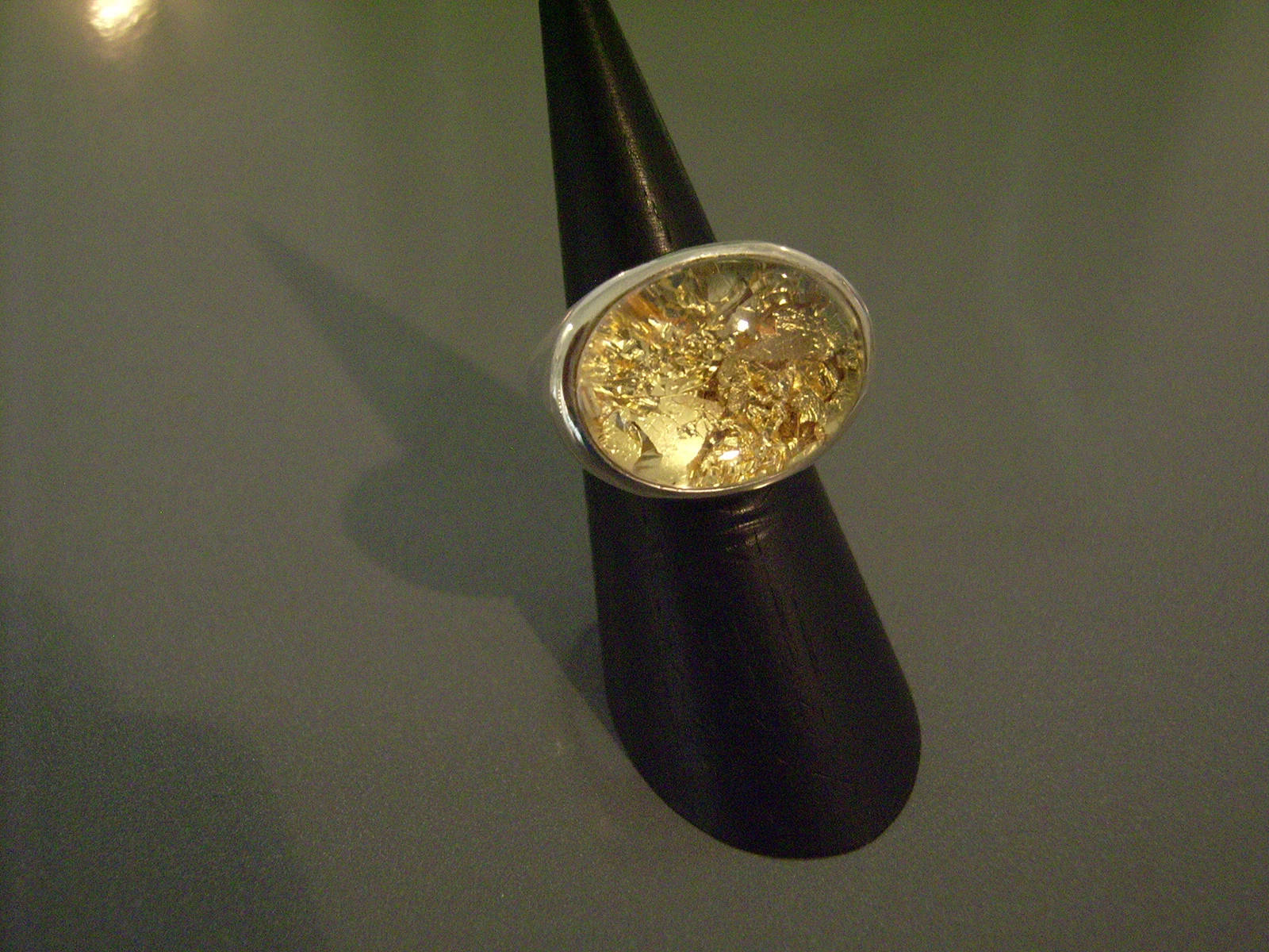 Silberring mit Blattgold Bergkristall
