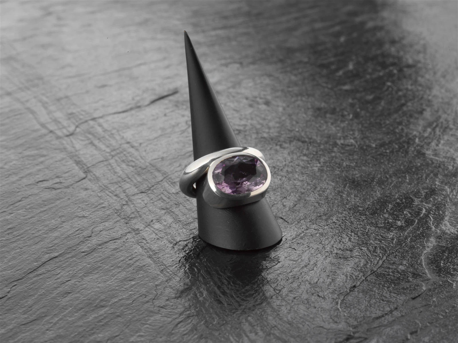 Silberring mit Amethyst